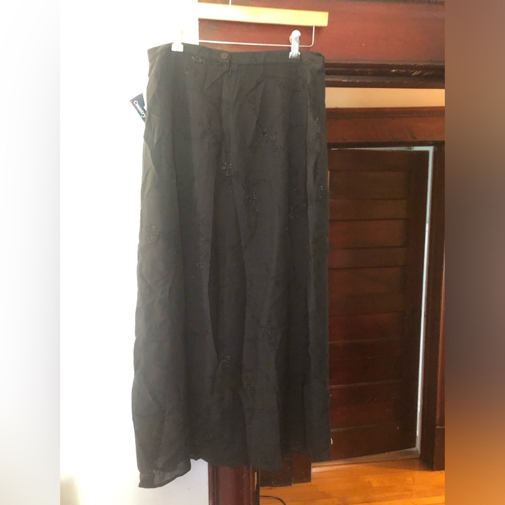 NWT Vintage Country Shop wool lightest Black Maxi Embroidered Skirt